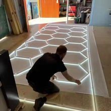 Učitajte sliku u preglednik galerije, Hexagon LED rasvjeta za garaže i radionice (244x485 cm)