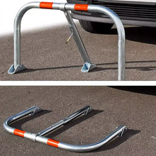 Učitajte sliku u preglednik galerije, Sklopiva čelična parkirna barijera sa sigurnosnom bravom