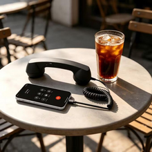 Učitajte sliku u preglednik galerije, Retro telefonska slušalica za mobitel – USB-C
