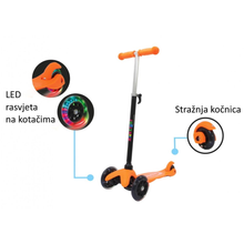 Učitajte sliku u preglednik galerije, Dječji romobil s LED svjetlima
